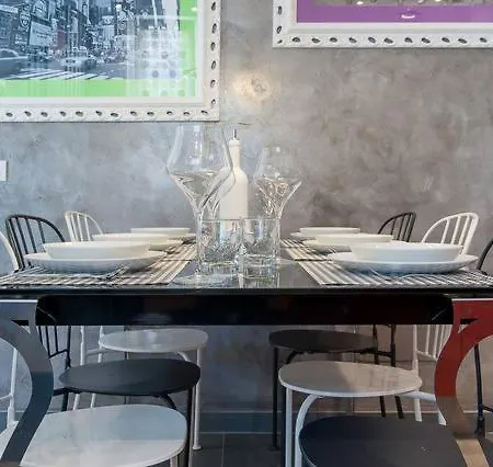 Chez Claude Apartment