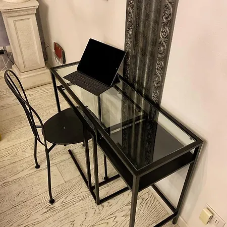 Chez Claude Apartment