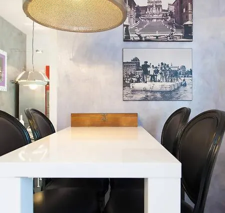 Centre With 3 Bed Chez Claude Apartament